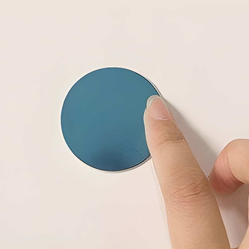 <p>Ragaszd a mágnest a felhelyezni kívánt pozícióba</p>