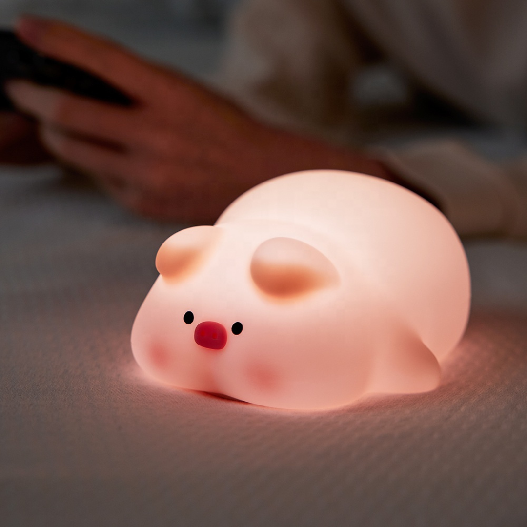 Pufi - a pocakos Malac Éjjeli LED Lámpa