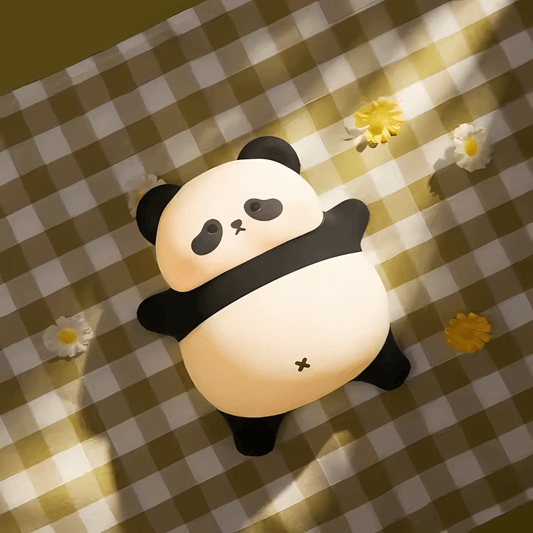 Kitűző - Hasaló Panda Kitűző - Hasaló Panda